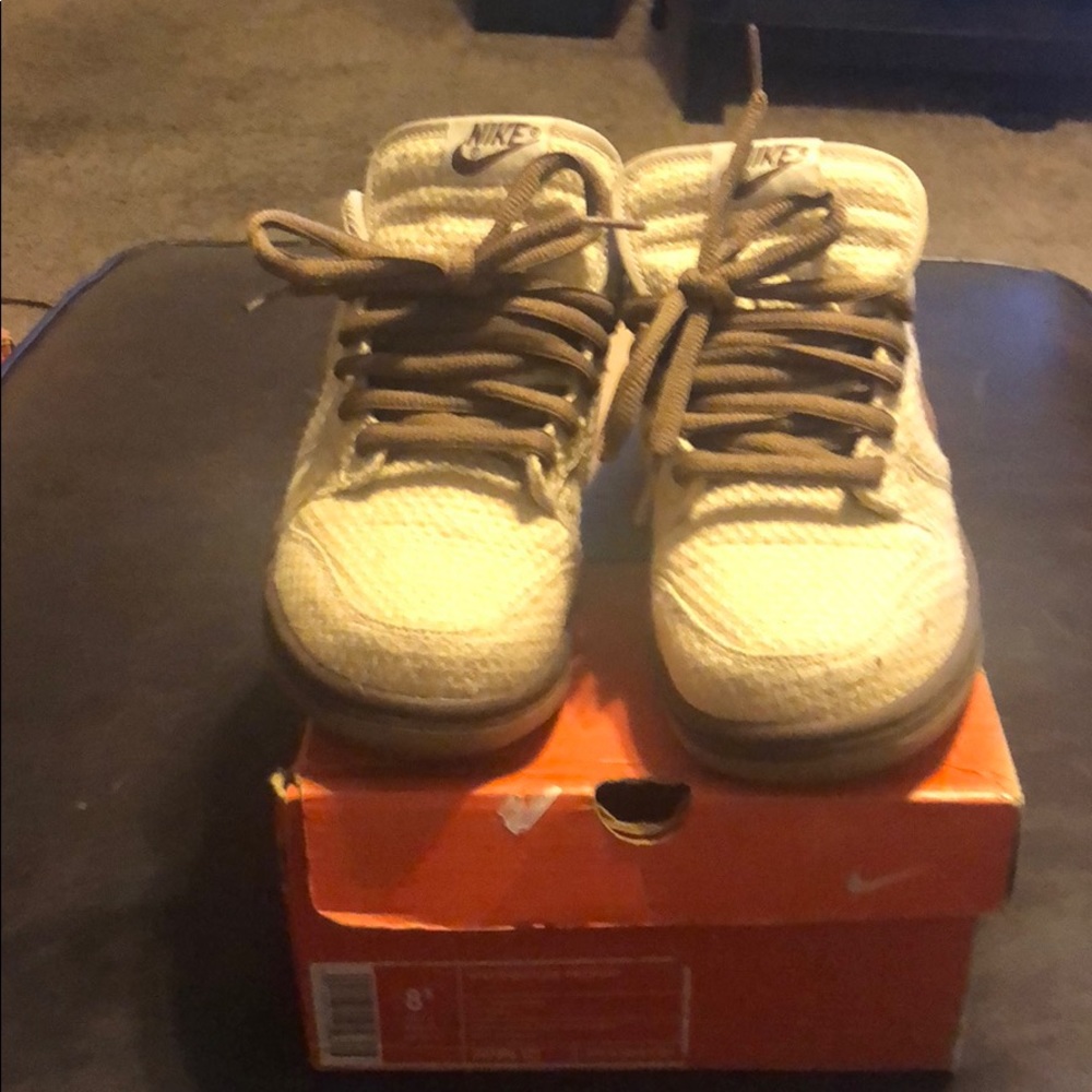 Dunk low premium